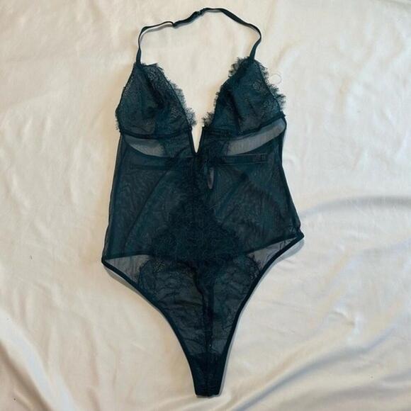 Victoria Secret Green lace bodysuit - Picture 1 of 5